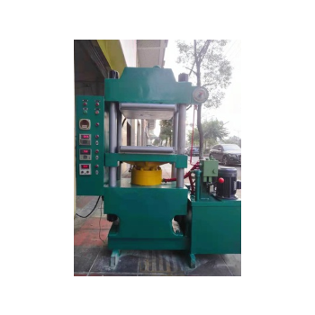 100噸二手橡膠平板硫化機(jī)九成新工廠低價(jià)直銷(xiāo)