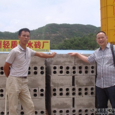 淺褐色水泥發(fā)泡劑 強(qiáng)度,、吸水率高的泡沫混凝土發(fā)泡劑