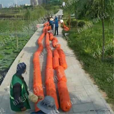 柏泰專(zhuān)注于攔污排塑料浮筒管道浮筒滾塑加工