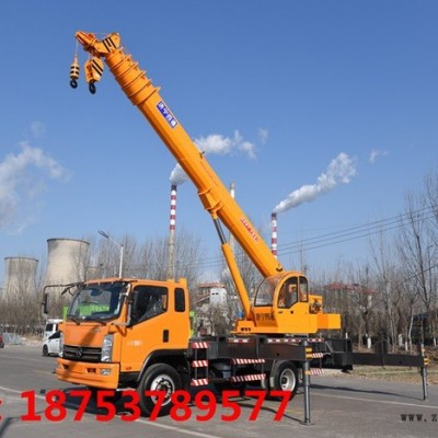 專業(yè)設(shè)計制造小型輪胎式小吊車濟寧四通吊車價格國六12噸凱馬汽車吊專業(yè)設(shè)計制造小型輪胎式小吊車