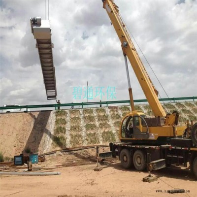 安陽(yáng) 齒耙格柵除污機(jī) 污水處理不銹鋼格柵 ABS尼龍耙齒機(jī)械格柵