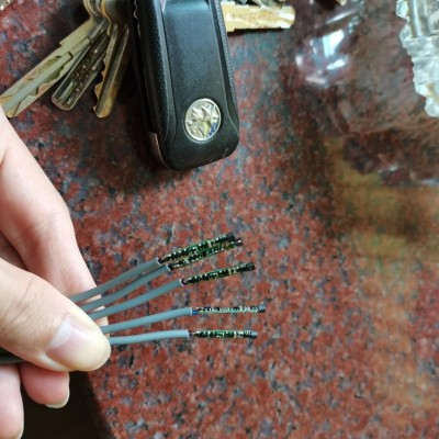 傳感器防水低壓注塑模具,，膠料