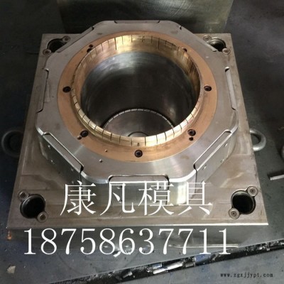 供應(yīng)浙江黃巖注塑塑料模具廠,，機(jī)油桶模具 做潤(rùn)滑油桶蓋模具，油桶內(nèi)蓋模具油桶模具