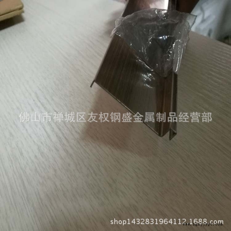 青古銅色2
