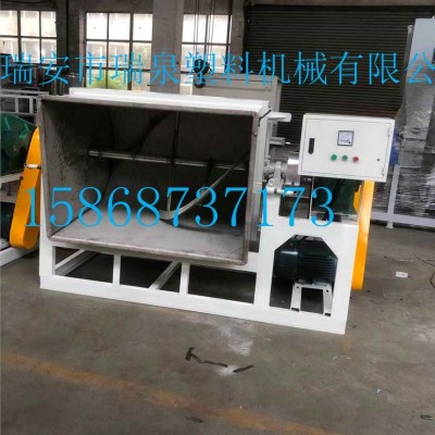 臥式攪拌機(jī)，臥式低速攪拌機(jī),，低速攪拌機(jī),，塑料攪拌機(jī)，拌料機(jī),，瑞泉機(jī)械,，混合機(jī)