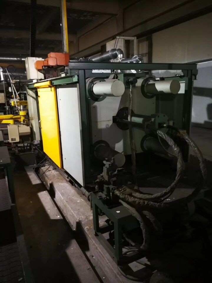 力勁800噸全新安裝未用的三代機(jī)帶震界伺服給湯噴霧取件機(jī)械手示例圖1