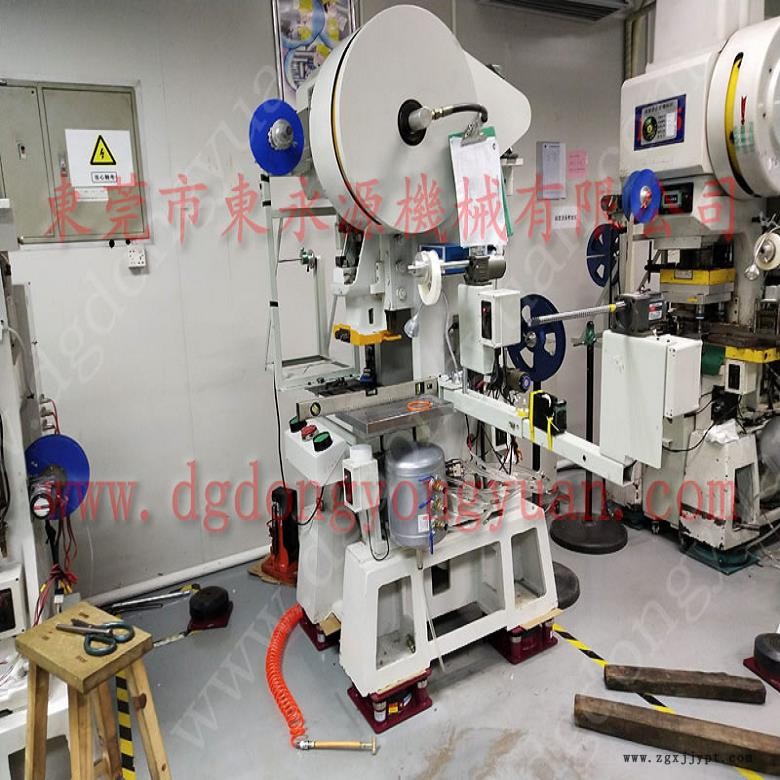 樓上機(jī)械防震用的隔振器  手搖啤機(jī)隔震腳墊,，沖壓機(jī)械手配套涂油機(jī)